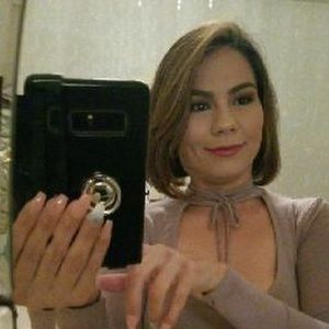 Meet your Posher, Melanie